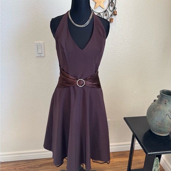 B Darlin Vintage Chocolate Backless Halter Dress - Picture 1 of 9